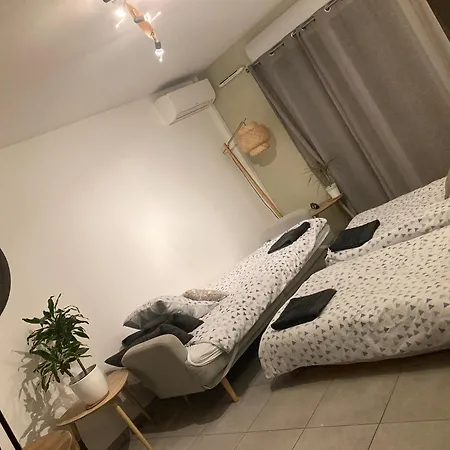 شقة Un Balcon A Monplaisir- 4 Lits -garage - 47m2 ليون
