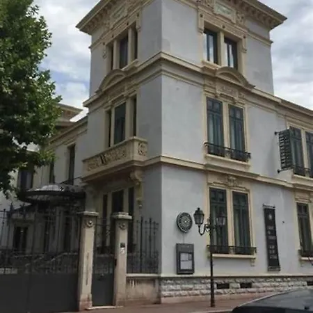 Un Balcon A Monplaisir- 4 Lits -garage - 47m2 Lyon