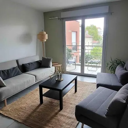 Un Balcon A Monplaisir- 4 Lits -garage - 47m2 公寓