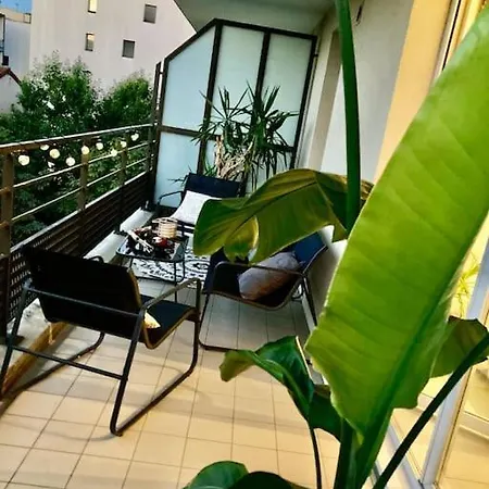 Un Balcon A Monplaisir- 4 Lits -garage - 47m2 公寓 里昂