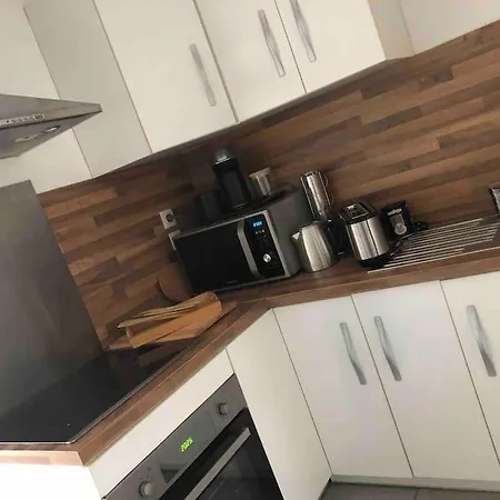 Un Balcon A Monplaisir- 4 Lits -garage - 47m2 Apartmán *